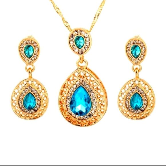 Double Water Drop Shape Jewelry Set - Picture 1 of 10